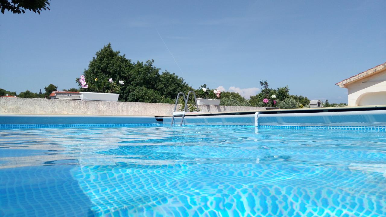 Leona Villa Medulin